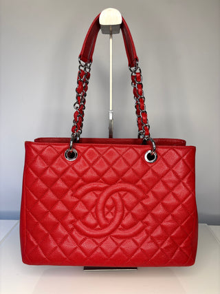 Chanel Preloved GST Red Caviar Leather Grand Shopper Bag