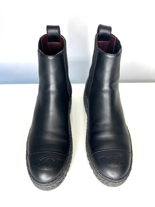 Chanel Preloved Black Leather CC Chelsea Boots 39 UK6