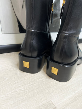 Valentino Garavani Roman Stud Black Leather Over-the-Knee Boots – EU 36.5 / UK 3.5 – Generous Fit, Suggested UK 4–4.5