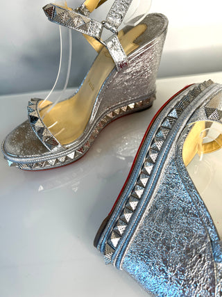 Christian Louboutin Pyraclou 110 Silver Specchio Vintage Leather Wedge Sandals 40 UK7