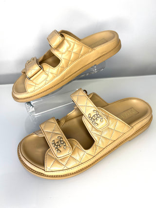 Chanel Preloved Quilted Lambskin Dad Slide Mule Flat Sandals 38.5 UK5.5