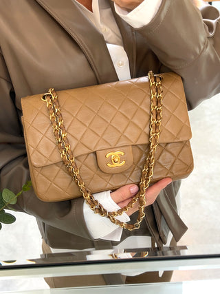 Chanel Vintage Classic Double Flap Bag – Tan Lambskin with Gold Hardware
