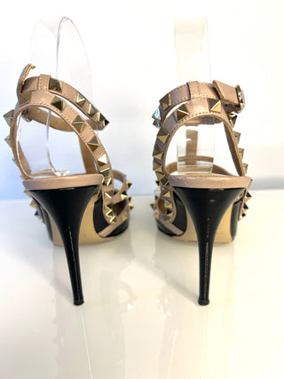 Valentino Garavani Rockstud 100 Black Patent Heels 38.5 UK5.5