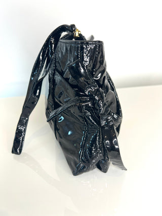 Gucci Pre-Loved Black Patent Leather  Large Hysteria Clutch Bag