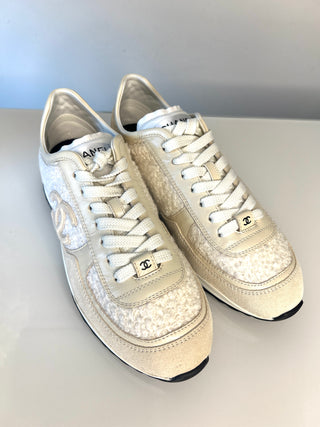 Chanel CC White, Cream & Beige Tweed, Suede and Leather Trainers – Size 38.5 UK 5.5