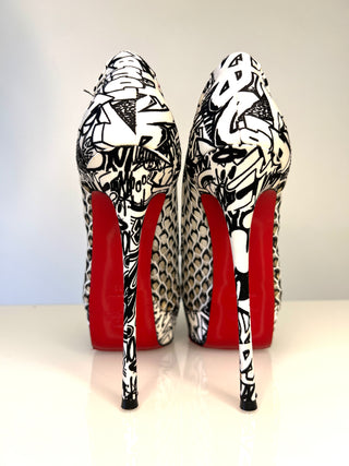 Christian Louboutin Fetish Satin Fishnet Lace Peep-Toe Platform Heels 38 UK5