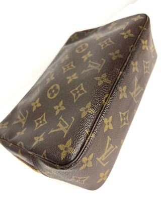 Louis Vuitton Preloved Trousse de Toilette 23 Washbag Toiletry Pouch
