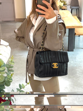 Vintage Chanel Black Vertical Quilted Jumbo Flap – Gold-Plated Hardware Shoulder Bag