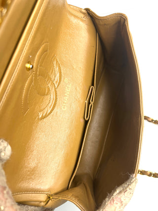 Chanel Vintage Classic Double Flap Bag – Tan Lambskin with Gold Hardware