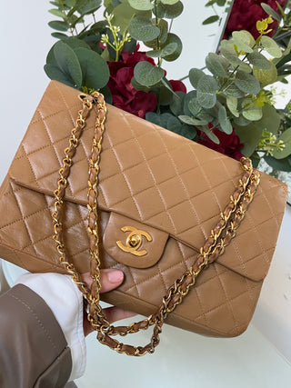 Chanel Vintage Classic Double Flap Bag – Tan Lambskin with Gold Hardware