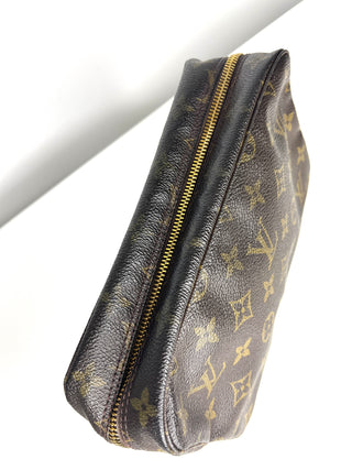 Louis Vuitton Preloved Trousse de Toilette 23 Washbag Toiletry Pouch