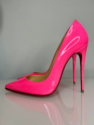 Christian Louboutin Preloved So Kate 120 Shocking Pink Patent Leather Heels 37.5 UK4.5
