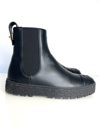 Chanel Preloved Black Leather CC Chelsea Boots 39 UK6