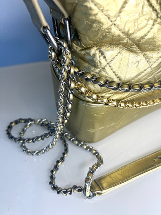Chanel Gabrielle Medium Metallic Gold Quilted Hobo Bag – Circa 2017
