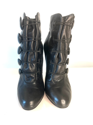 Christian Louboutin Booton 100 Black Leather Ankle Boots – Size small 38 UK5
