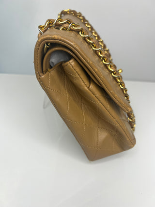 Chanel Vintage Classic Double Flap Bag – Tan Lambskin with Gold Hardware