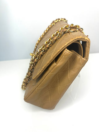 Chanel Vintage Classic Double Flap Bag – Tan Lambskin with Gold Hardware