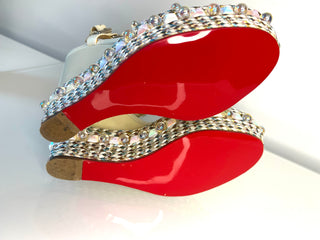 Christian Lououtin Cataconico Pearl Ivory Patent Leather Wedge Sandals 38 UK5