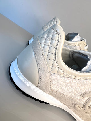 Chanel CC White, Cream & Beige Tweed, Suede and Leather Trainers – Size 38.5 UK 5.5
