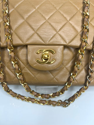 Chanel Vintage Classic Double Flap Bag – Tan Lambskin with Gold Hardware