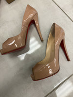 Christian Louboutin Very Prive Nude Patent 37
