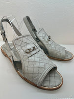 Chain linked grey quilted leather open toe Sandals 40